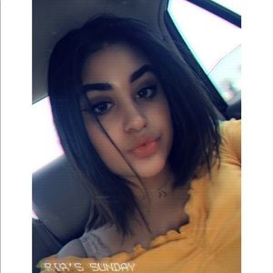 Meet your Posher, Ria